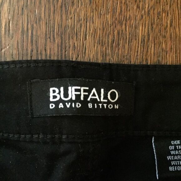 Buffalo Daily Mid-Rise Stretch Skinny Ankle Grazer in Black - Picture 4 of 7